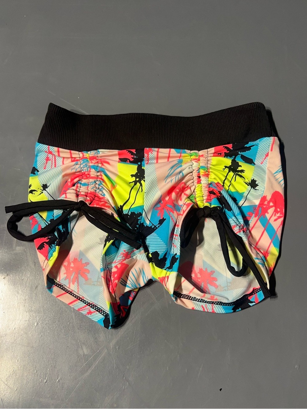 California Kisses - Shorts - M Child